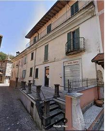 Immobile in asta di 182 m² con 4 locali a Cugliate