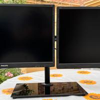Monitor doppio 24” piedistallo