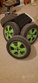 Gomme tassellate con cerchi 175/65R15 panda 319