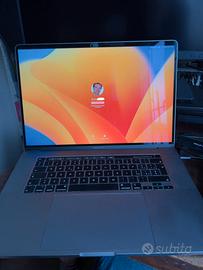 MacBook Pro 16" i7 16GB SSD 512GB