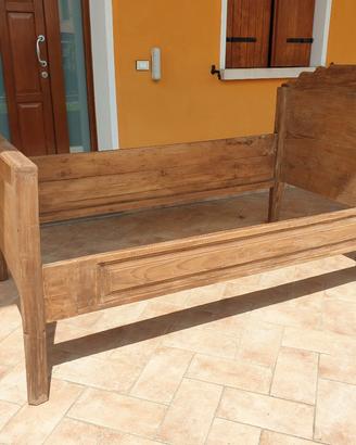 Letto antico in legno noce 
