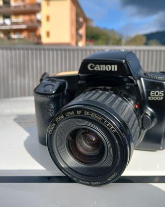 Canon EOS 1000 con obiettivo + obiettivo  3000