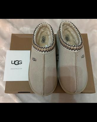 ugg tasman beige