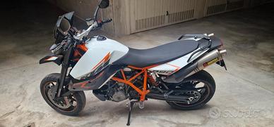 KTM 990 Supermoto - 2011