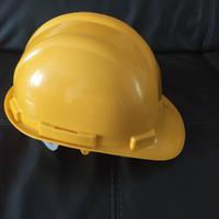 Casco protettivo antinfortunistica cantieri