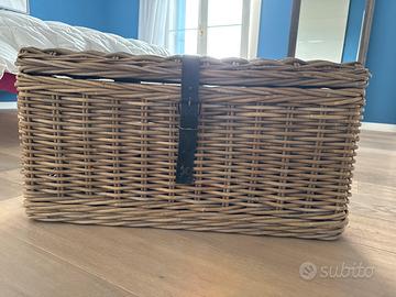 Baule in rattan molto resistente e solido