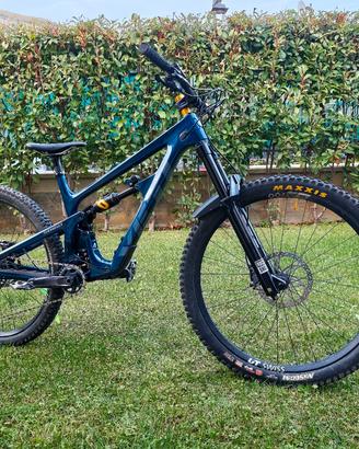 YETI SB160 TURQ TG L OHLINS/ROCKSHOX 