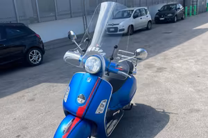 Vespa 250 Gts