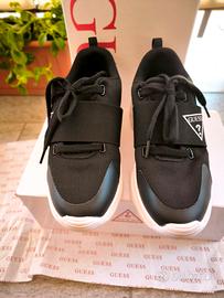 Sneakers nere originali Guess
