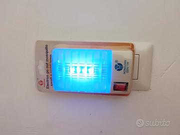 Lampada UV per zanzare e insetti