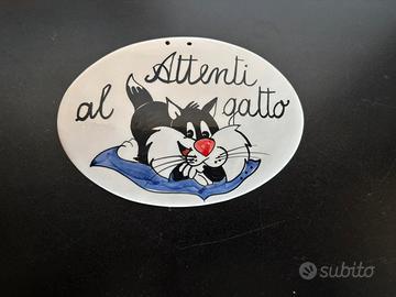 Targhetta attanto al gatto dipinta a mano ceramica