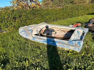 Barca di 3 metri in vetroresina