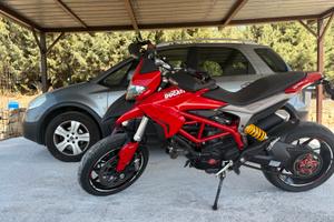 Ducati hypermotard 821