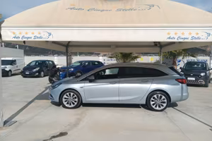 Astra 1.6 CDTi 110CV PARI AL NUOVO IL TOP DELLA GA