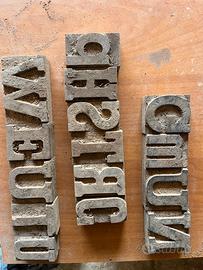 caratteri serigrafici in legno