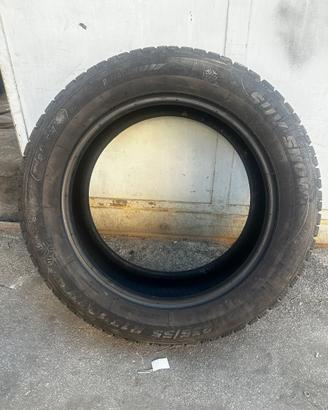 4 pneumatici invernale RIKEN misura 235/55 R18