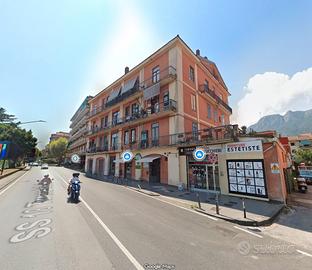 Negozio di 120 mq - gia' locato ad euro 1.200,00