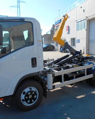 ISUZU M30 (75 q.li) - SCARRABILE PALFINGER