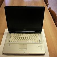 Notebook FUJITSU SIEMENS C1410 (per ricambi)