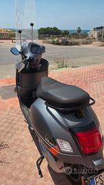 Vespa Gts 310