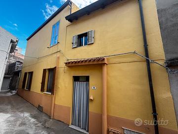 Casa indipendente su tre livelli, Bolotana