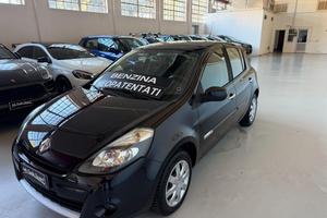 RENAULT - Clio - 1.2 5p. Dynamique