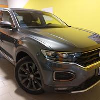 Volkswagen T-ROC 2.0 TDI 4MOTION DSG CYBER