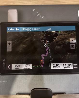 Navigatore Garmin Tread Overland 8