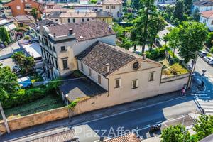PIOVE DI SACCO CENTRO - PARTICOLARE FABBRICATO STO