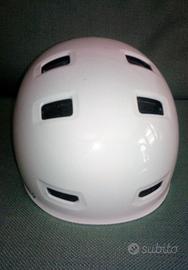 Casco per sport
