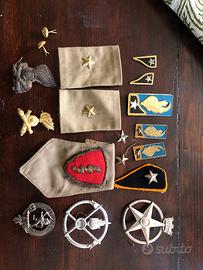 Lotto fregi militari