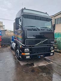 VOLVO FH12