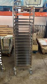 Carrelli porta teglie in acciaio