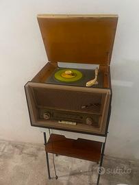 radio Vintage Audiola con Giradischi