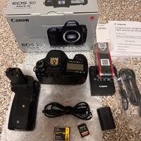 Canon 5D Mark IV + BATTERY GRIP