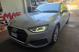 Audi A4 2.0 TDI 190 CV ultra Sport rate da 99,00