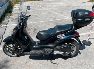Piaggio beverly 200