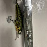 DUO REALIS FANGSHAD 140SR Artificiale cranckbait