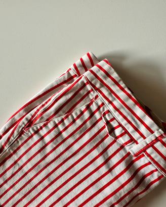Pantaloncini al ginocchio a righe
