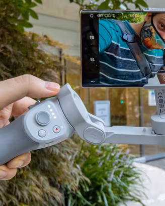 Stabilizzatore DJI Osmo Mobile 4 a 3 Assi !!