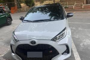 Toyota Yaris ibrida gr sport