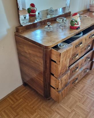 Cassettiera vintage con specchio