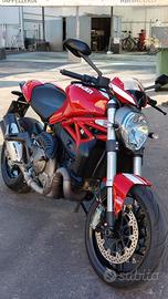 Ducati Monster 821 STRIPE
