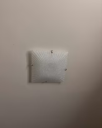 Plafoniera in vetro con decoro