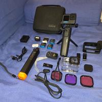 GoPro 12 Creator set più accessori extra
