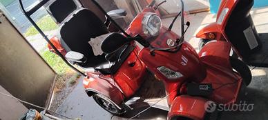 carrozzina per invalidi o anziani