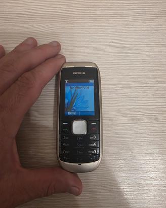 Cellulare Nokia 1800  funzionante con caricatore 
