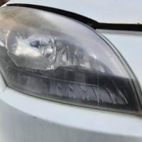 RENAULT MEGANE STATION WAGON 2012 - FARO ANTERIORE