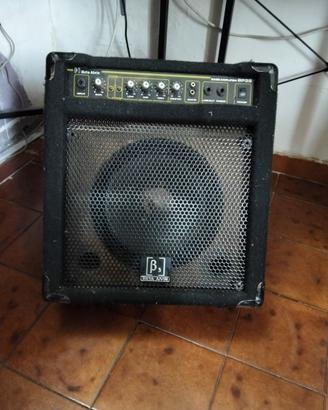 Amplificatore bassi
