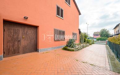 Villa a Minerbio Via Gandolfi 7 locali